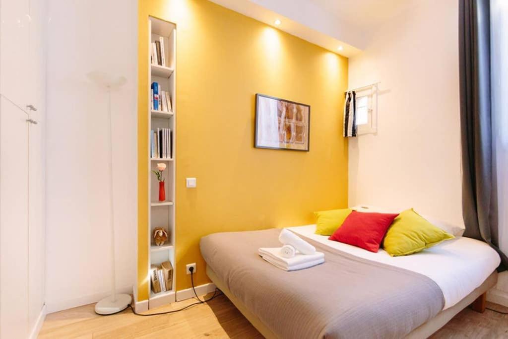 Lulu, Le Studio Du Chateau Apartment Nantes Exterior photo